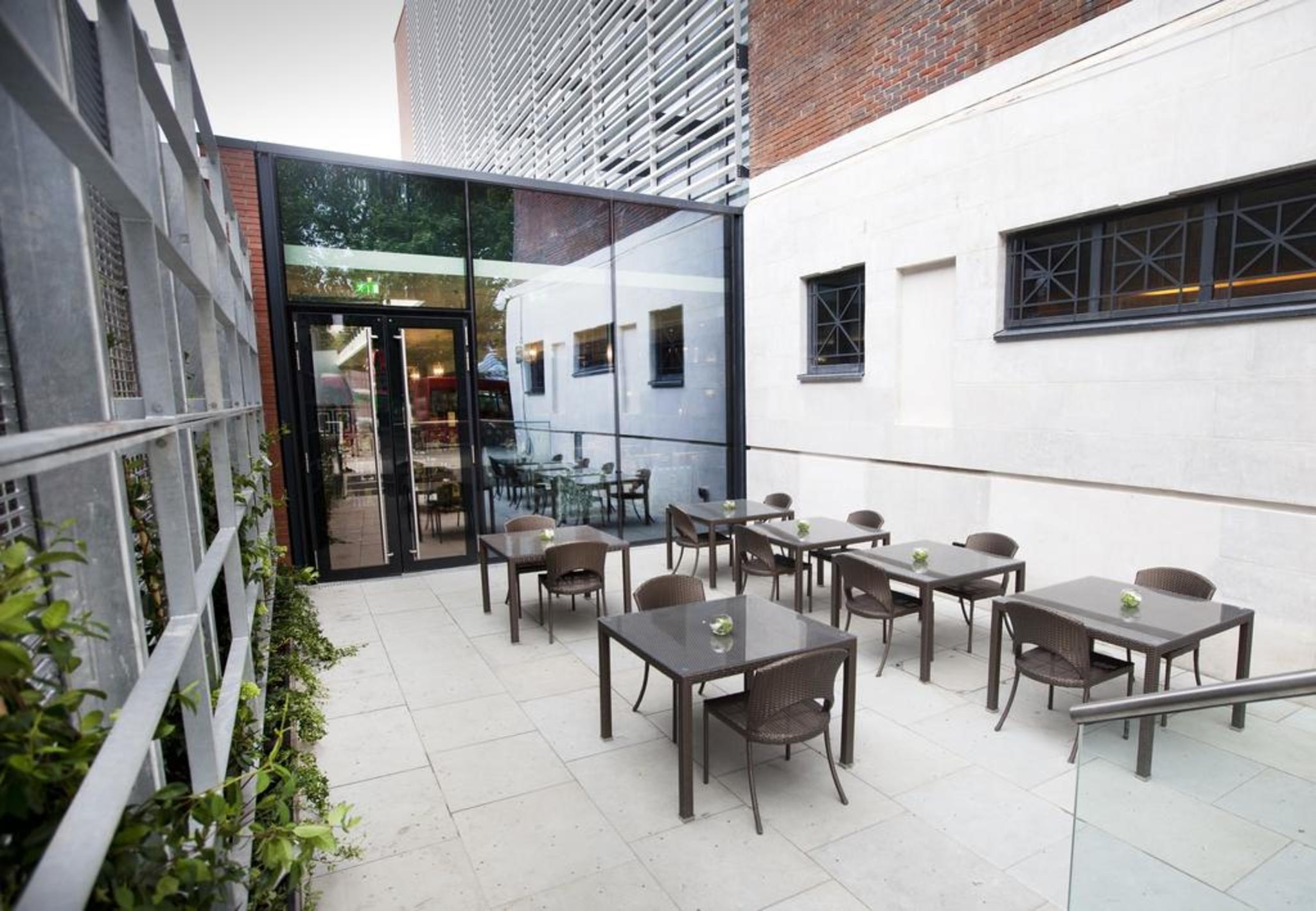 Dorsett Shepherds Bush London Ngoại thất bức ảnh